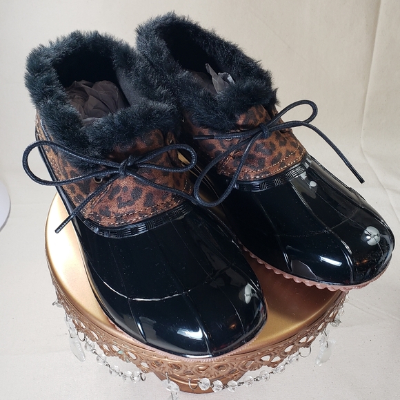 NWT JustFab Evi ankle boot - size 8 - Picture 2 of 10